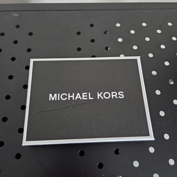 michael kors cigarette case NWT Michael Kors Jet Set Card Case, Black Monogram With Pink, Dragonfuit  Color
